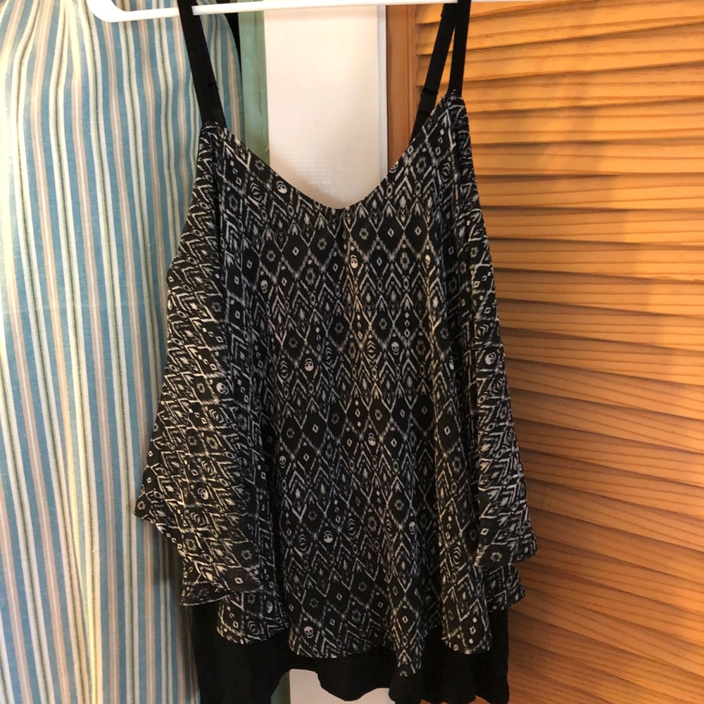 NWOT Torrid Batik Skull Tank SZ 1X